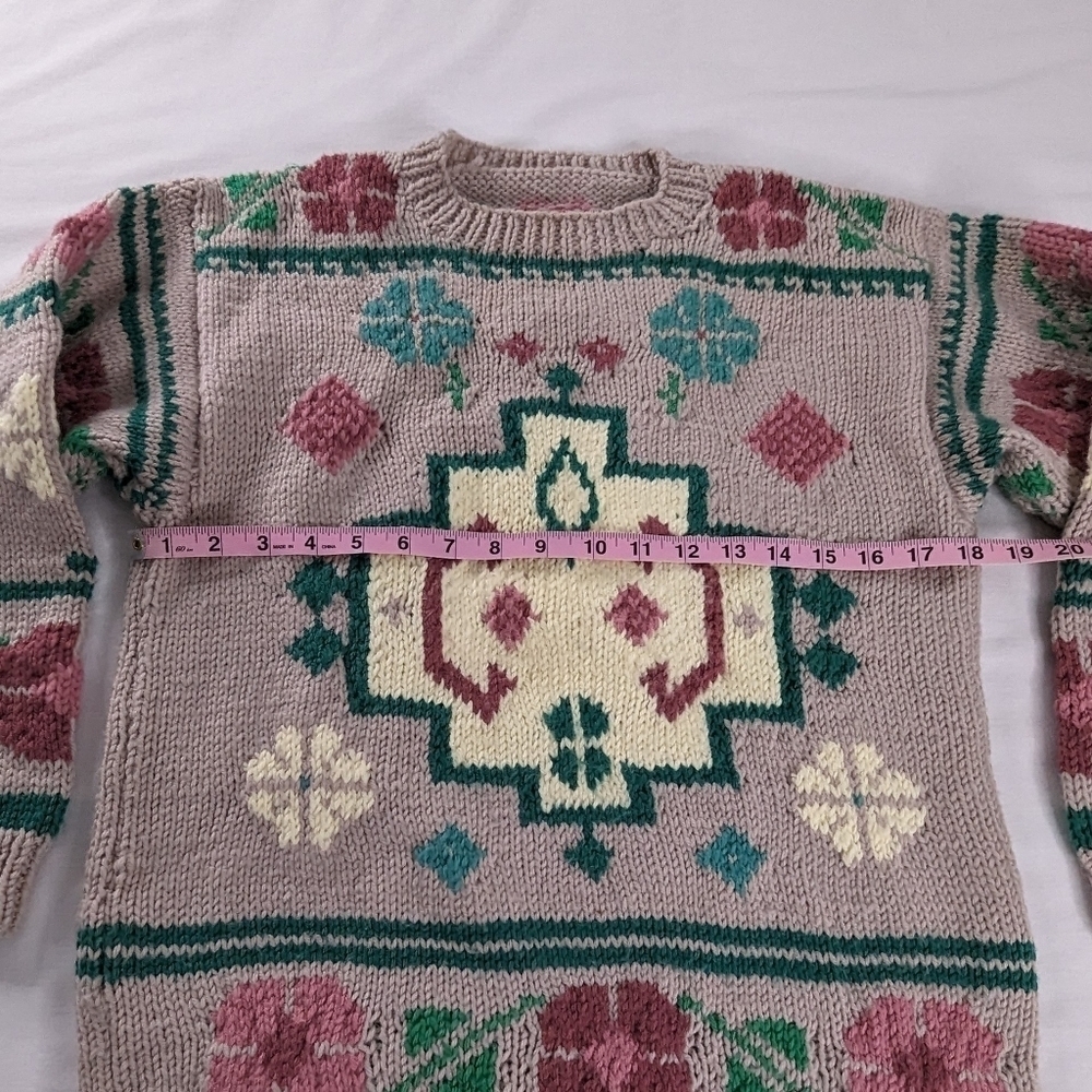 VTG Handmade Cream Pink Fair Isle Soft Chunky Knit Floral Cottage Clover Sweater - Picture 5 of 6